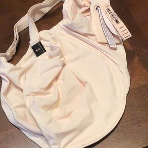 Body by Victoria Pale pink under wire bra